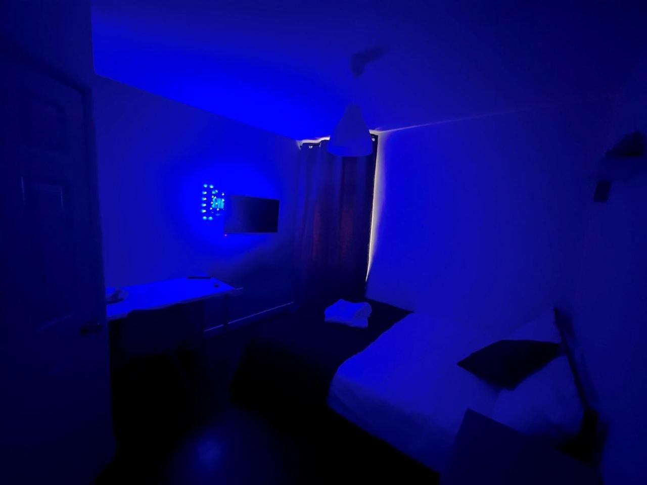 Deluxe Ensuite Double Room With Ensuite Coventry Eksteriør billede