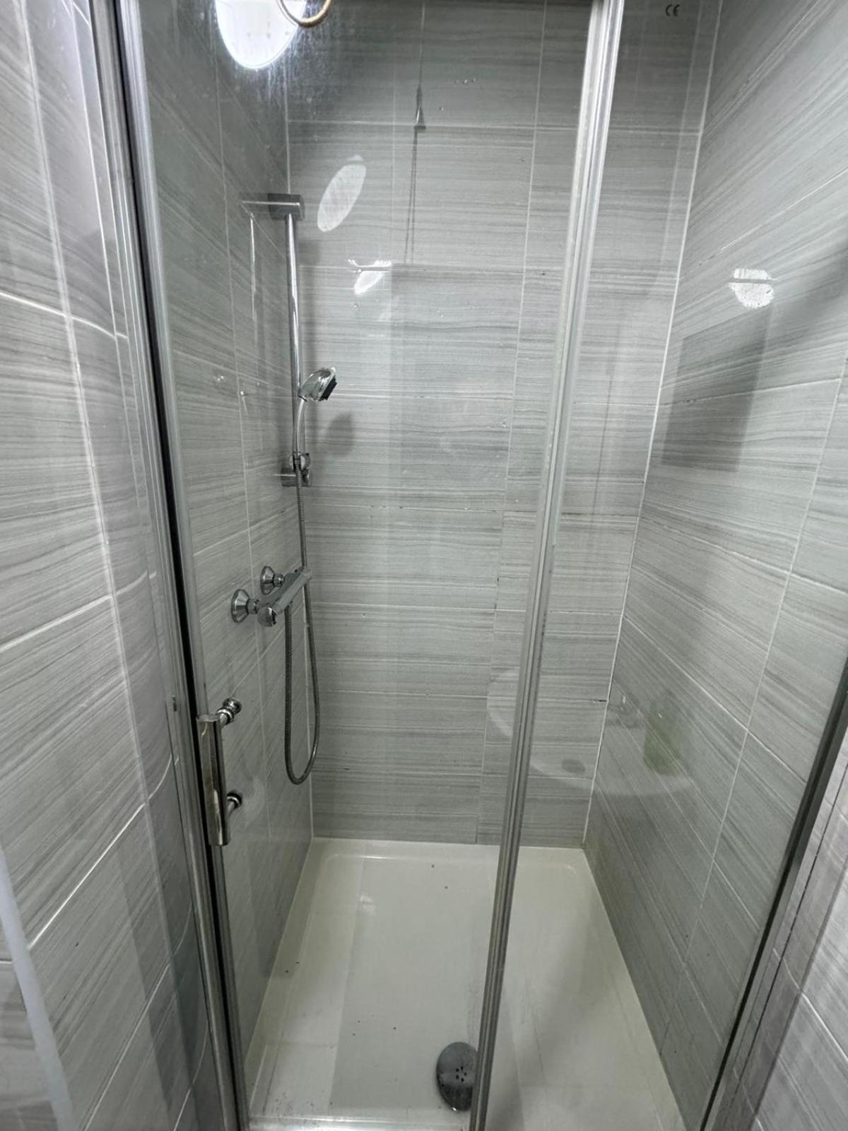 Deluxe Ensuite Double Room With Ensuite Coventry Eksteriør billede